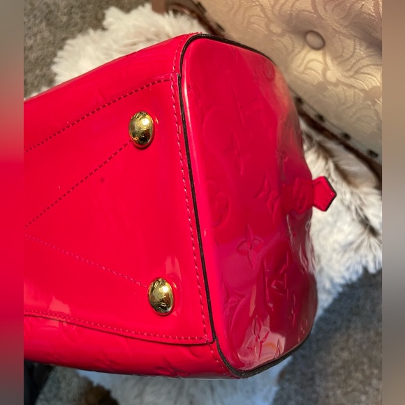 LOUIS VUITTON Montana Handbag Monogram Verni Leather Rose Andian - Valentines 💘 - Picture 3 of 16